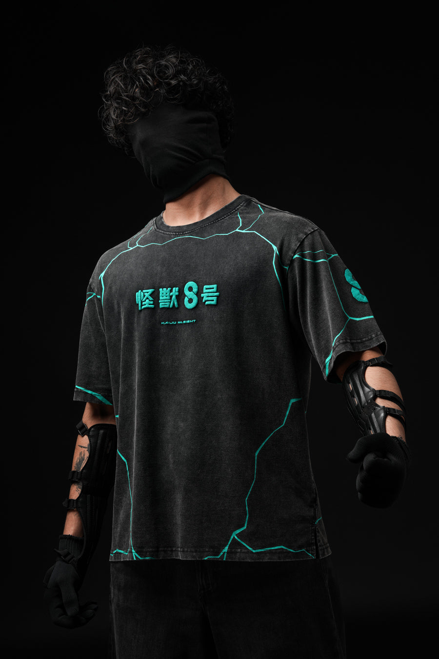 Kaiju NO. 8 / 2.0 / Oversized